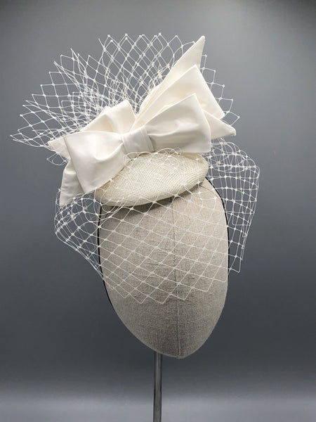 Chapeau bibi, parure de tête femme homme, quelle allure | Bijoux Zor Paris Chapeau bibi, parure de tête femme homme, quelle allure | Bijoux Zor Paris